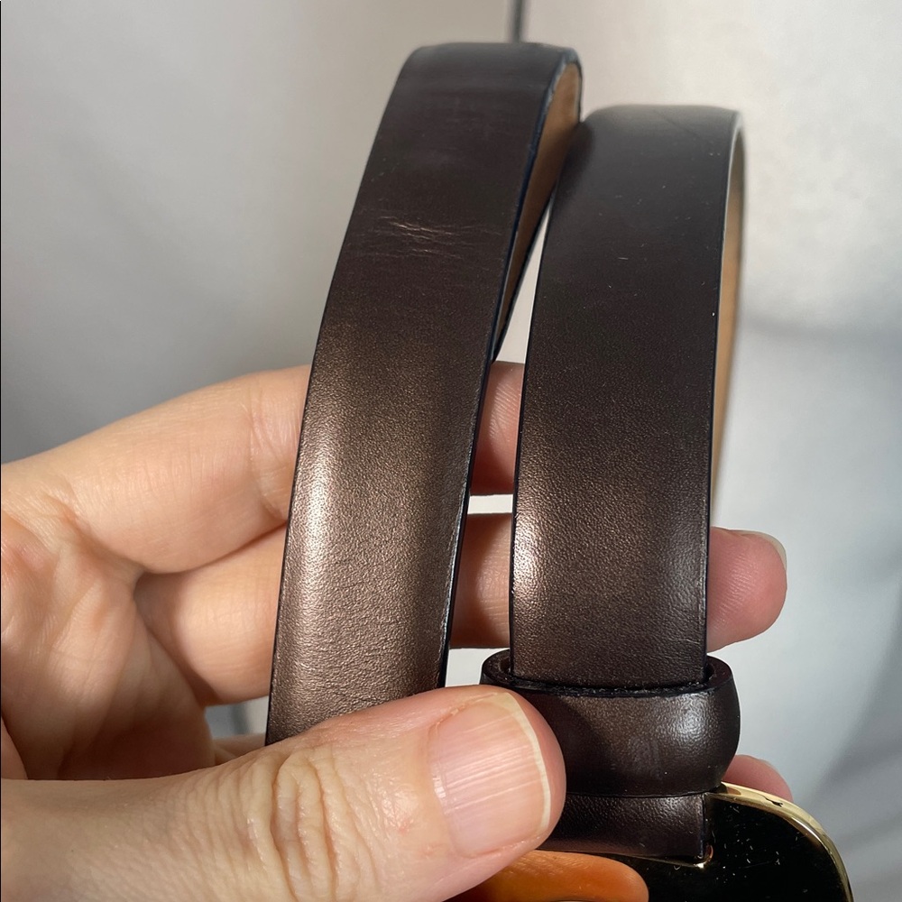 Gucci Brown Leather Belt with Gold Buckle - Picture 10 of 16
